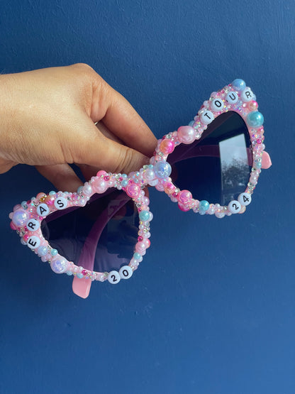 concert glasses - pink heart