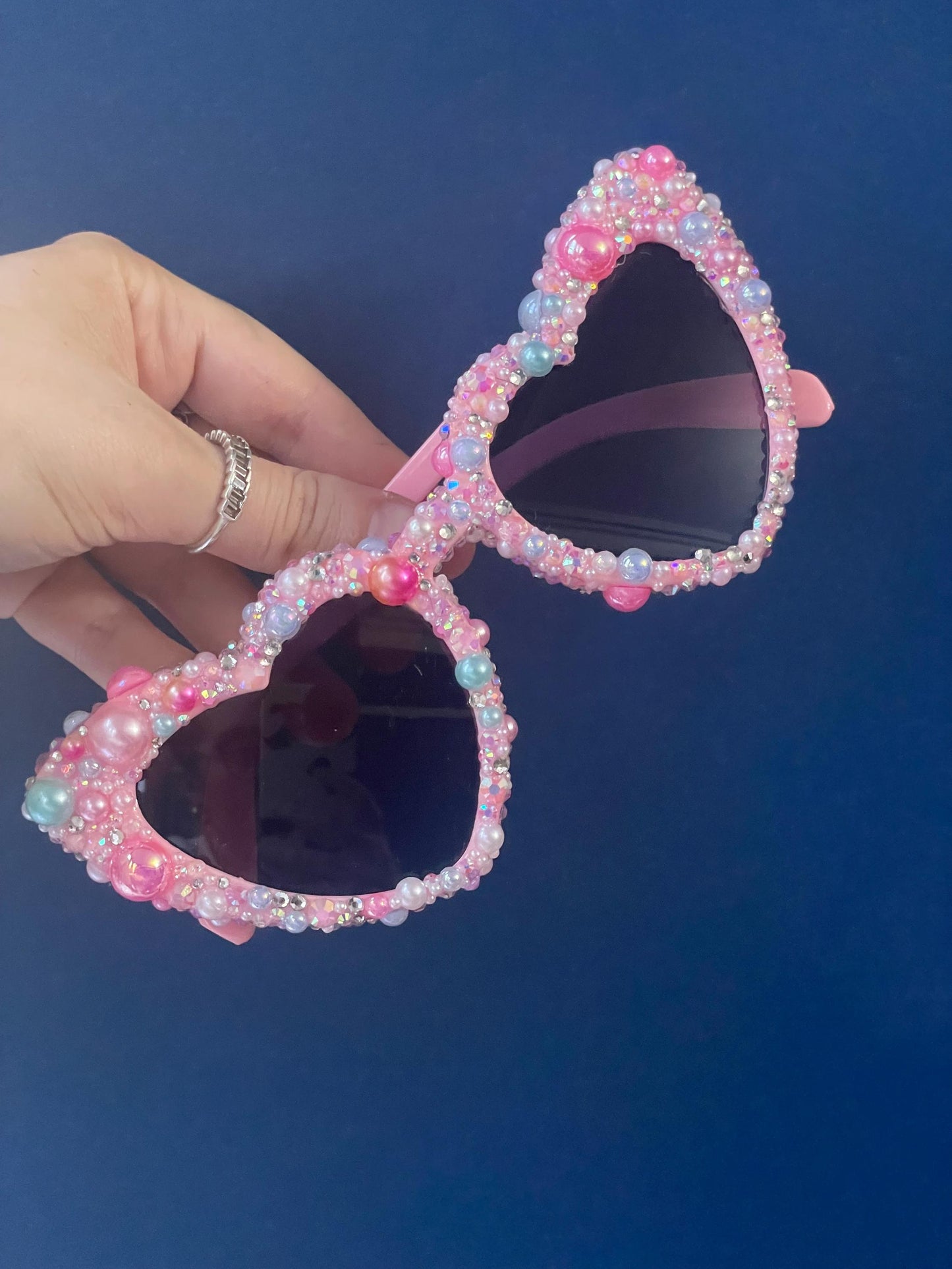 Custom Oasis Inspired Beaded Heart Sunglasses |Summer Show Festival Glasses | Personalised Retro Y2K Shades | Rave & Concert Accessory