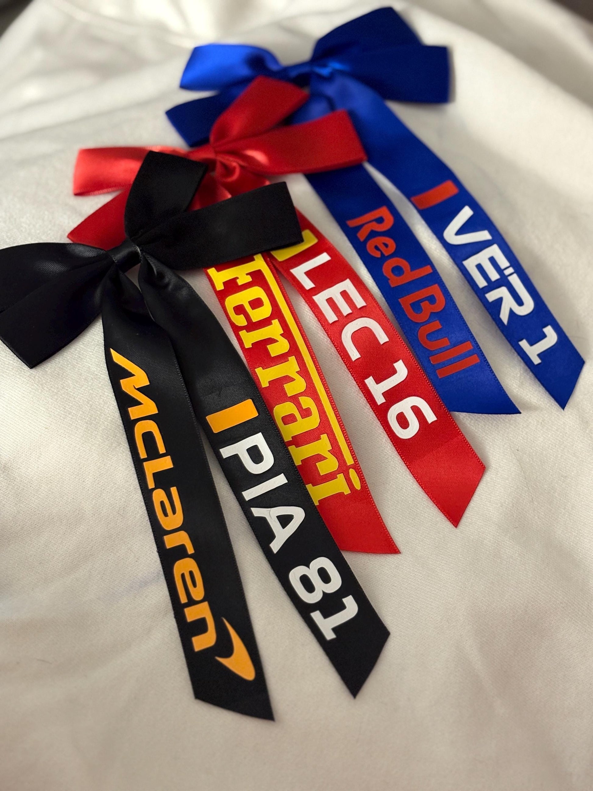 Custom F1 Hair Bow | Formula 1 Team & Driver Ribbon Bow | Race Day Accessory | Handmade Team Colour Hair Bow for F1 Fans